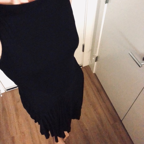 Sold-Elegant black dress - Picture 3 of 4